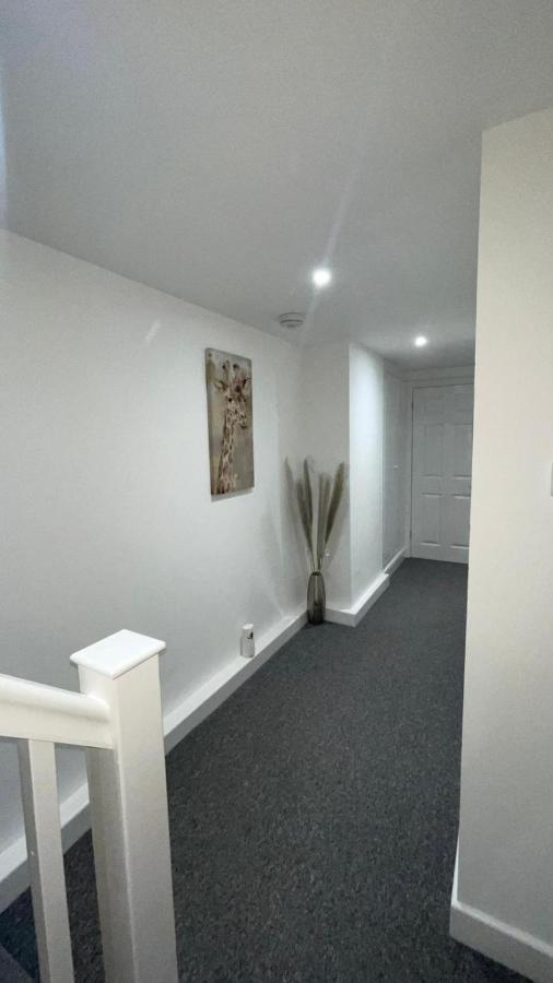 2 Bed Room Luxury Apartment In Old Kent Road London Londres Exterior foto